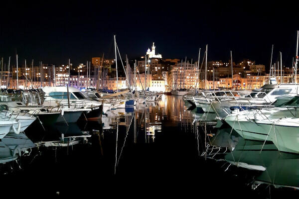 Privatisation Dun Bateau Coucher De Soleil Marseille Office De