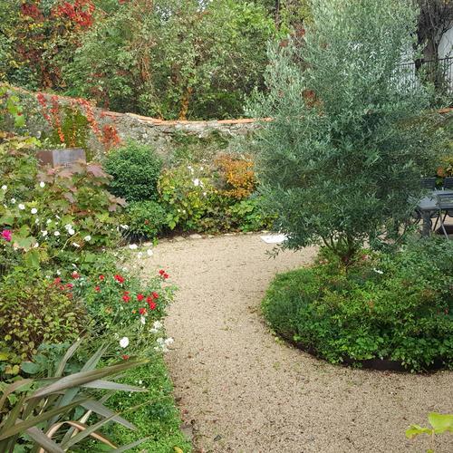 Rendez Vous Aux Jardins Jardin De La Fontaine Du Puy Figeac Figeac