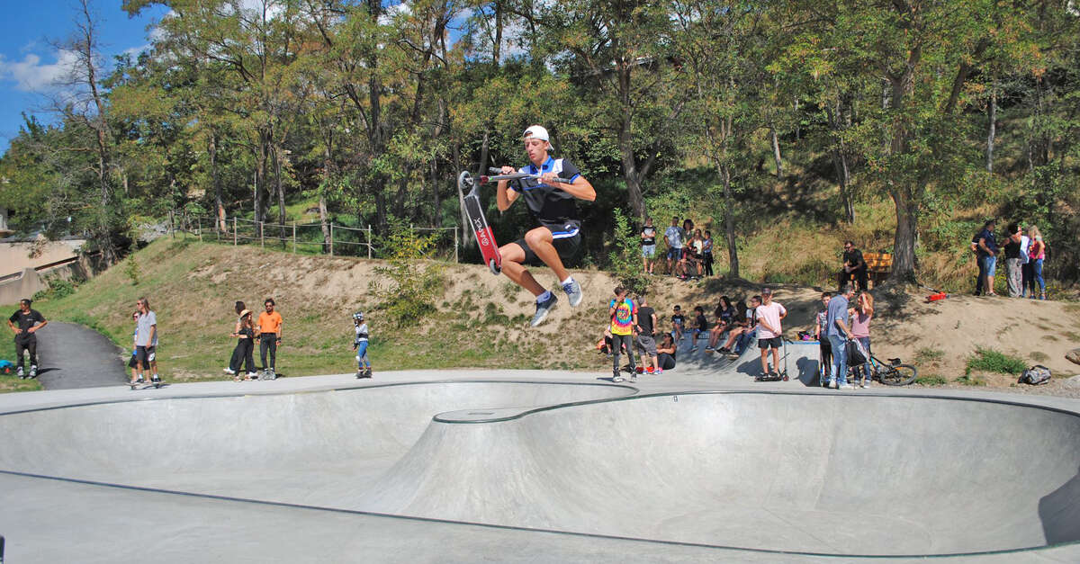 Bowl Et Pumptrack D Enveitg Enveitg Pyr N Es Cerdagne Tourisme