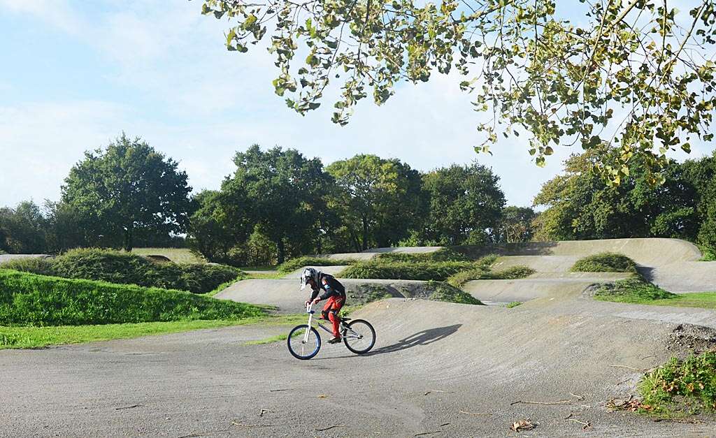 PISTE DE BICROSS Saint Nazaire Saint Nazaire Einfach Umwerfend