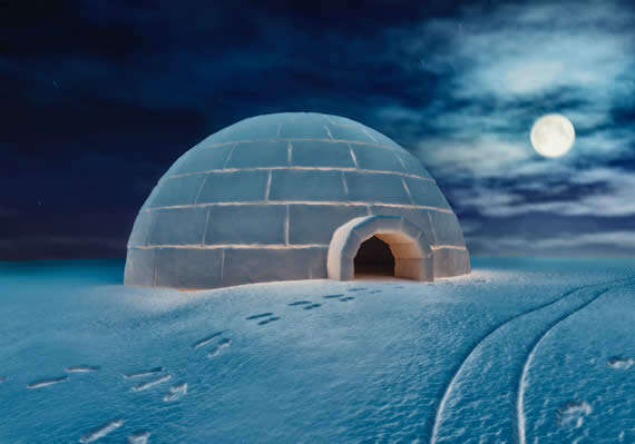 Randonnée en raquettes Apéro sous igloo avec produits locaux Les