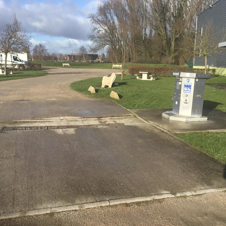 Aire de Camping-Car de Richebourg — photo 4