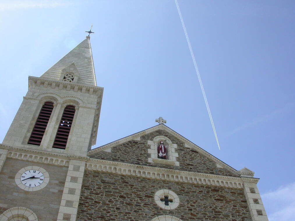 Eglise Sauzon.JPG