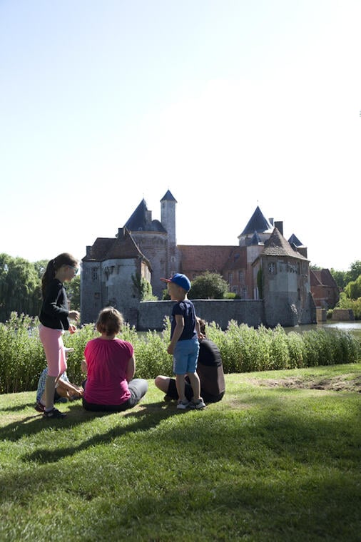 Visites guidées château Olhain - Copyright  Brigitte Baudesson  Béthune-Bruay Tourisme.jpg