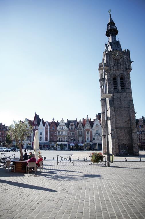 Grand'Place de Béthune  3 © Brigitte Baudesson  Béthune-Bruay Tourisme.jpg