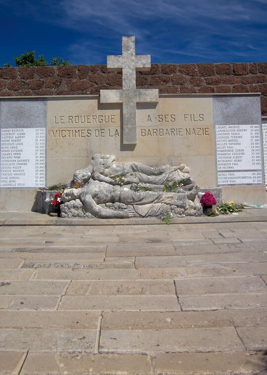 13 - Monument de la Résistance.jpg