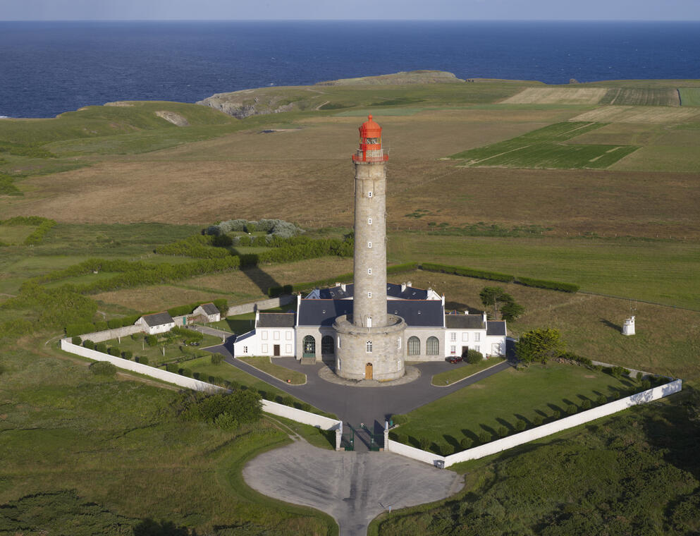 Philippe Ulliac Le Grand Phare.jpg