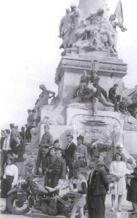 Subé mai 1945.jpg