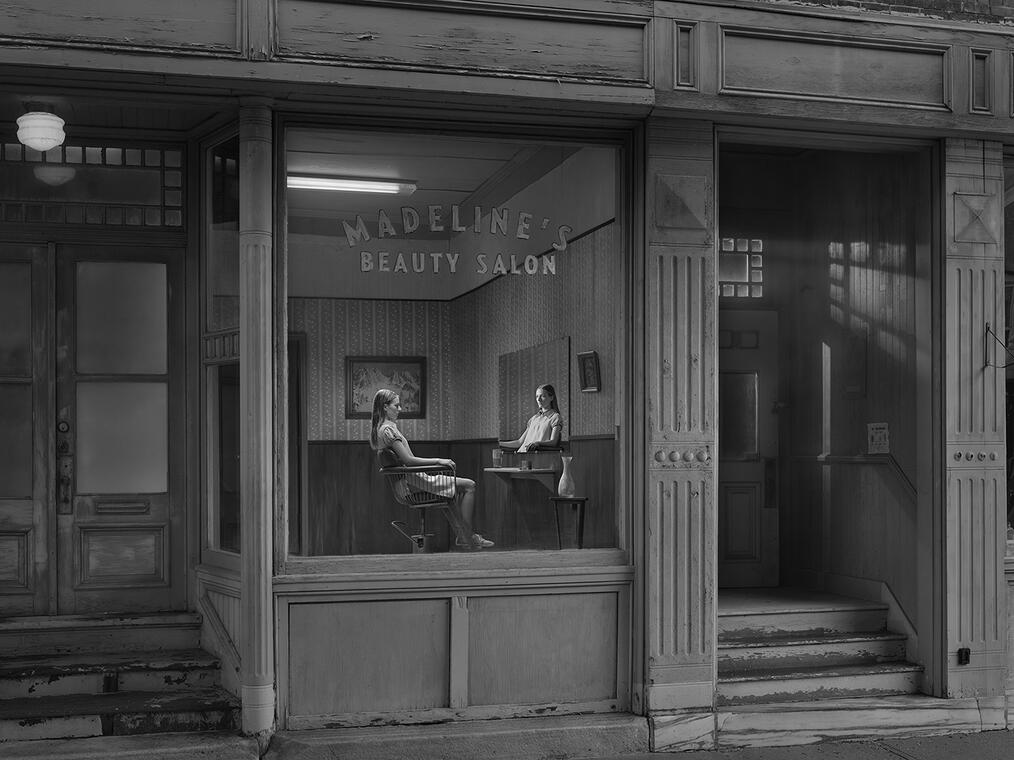 04_CREWDSON_Madelines_Beauty_Salon_GC-22.902_WEB