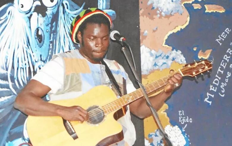 Abdoul Kamal raggae acoustique
