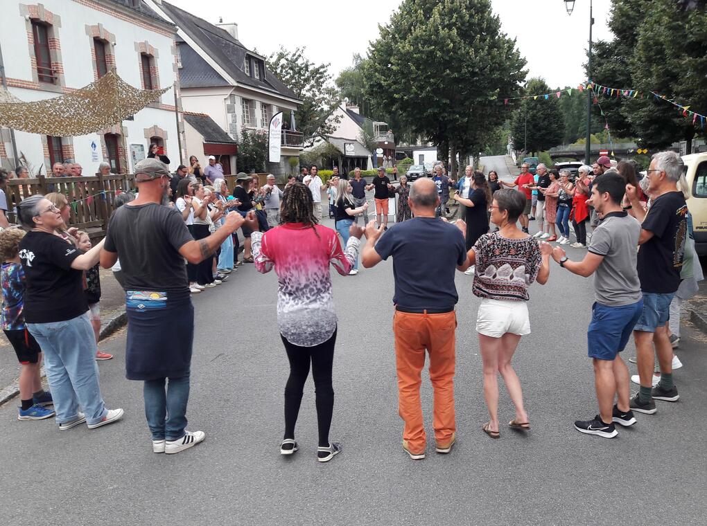 Petites échappées_initiation dans bretonne Saint-Nicolas-des-Eaux©Vallée du Blavet Tourisme