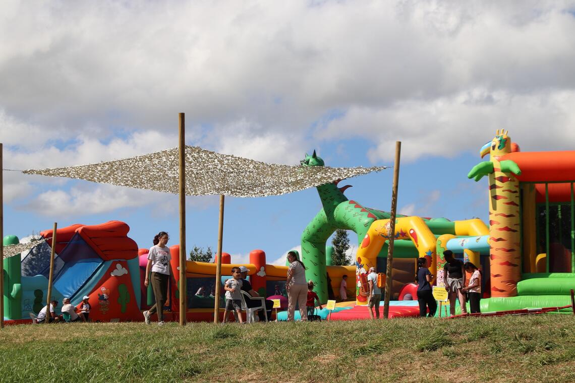 Estivales de Scie structures gonflables
