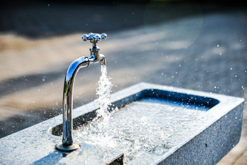 faucet©Jonas Kim de Pixabay