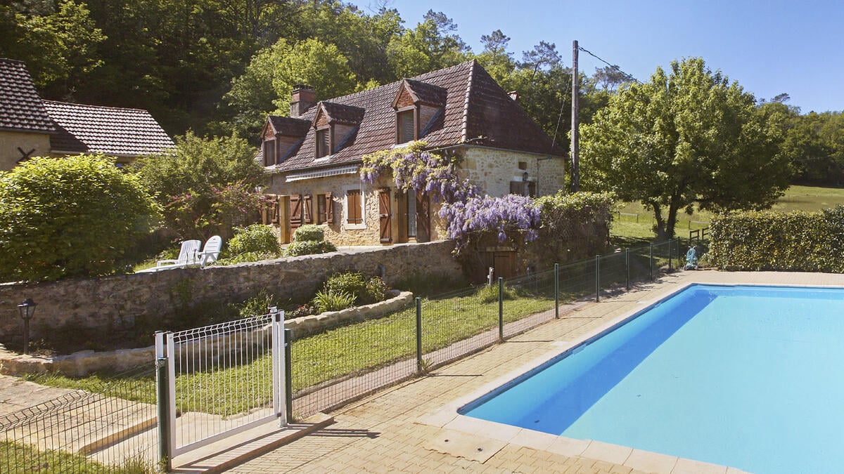 Gite le Citronnier-vue de la piscine