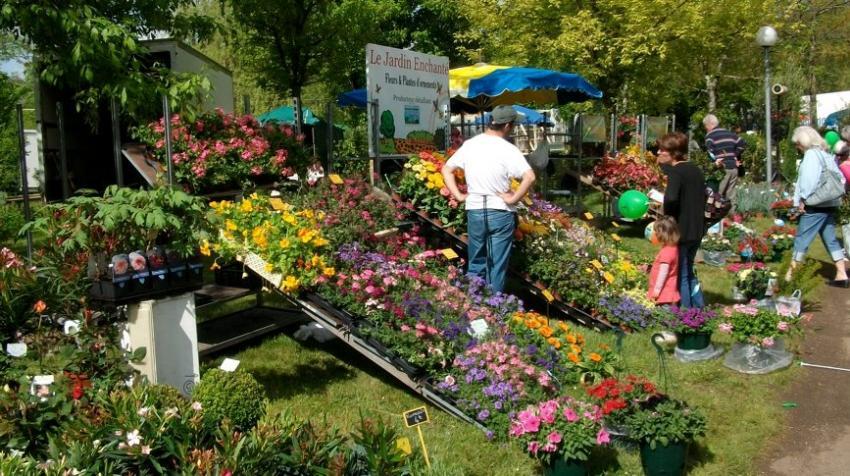 fête des fleurs de Cazals