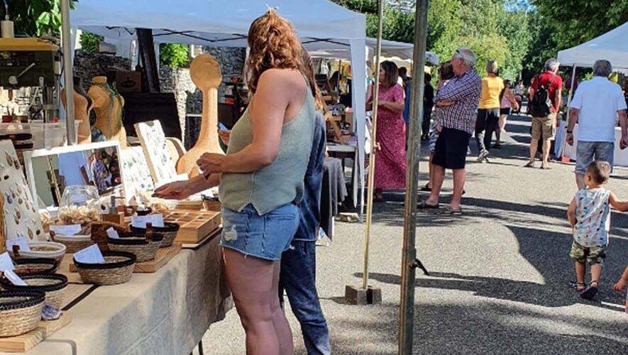 marché artisans et prod de Thédirac©La DDM