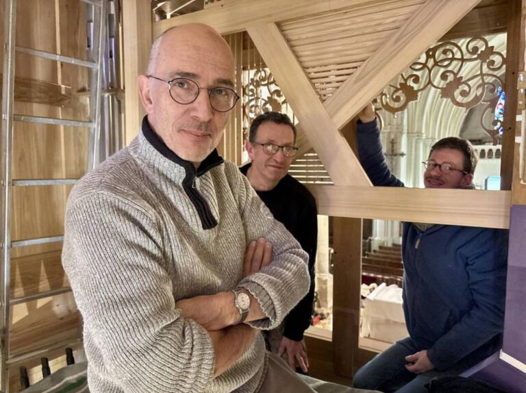 22 06 Hubert-Braye-et-son-equipe-768x573