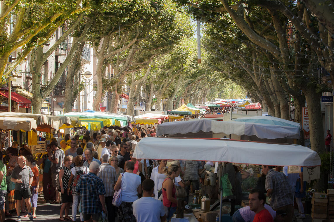 Marché provençal de Digne les Bains (DignelesBains) ProvenceAlpesCôte d'Azur Tourisme