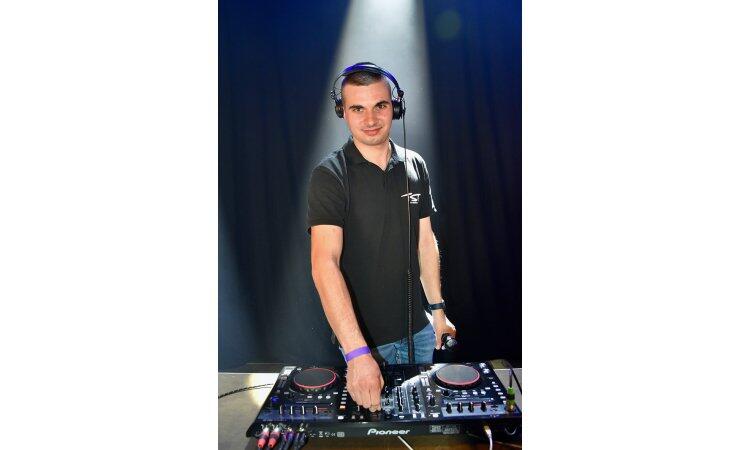 img-name-mising