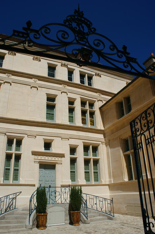 Façade