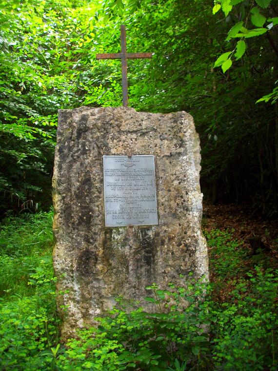 Monument de Girval - 1ere Guerre Mondiale en foret de Retz