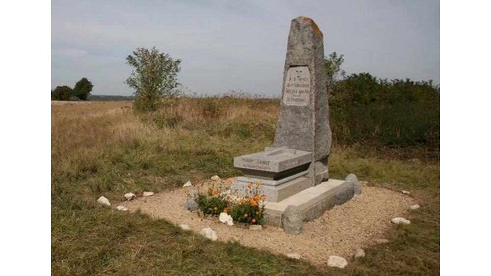 monument de ressons le long première guerre mondiale (4)