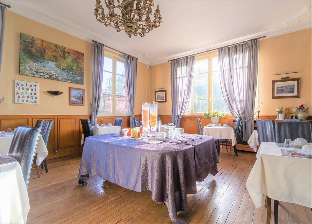 salle petit dejeuner montdidierhotelgmailcom