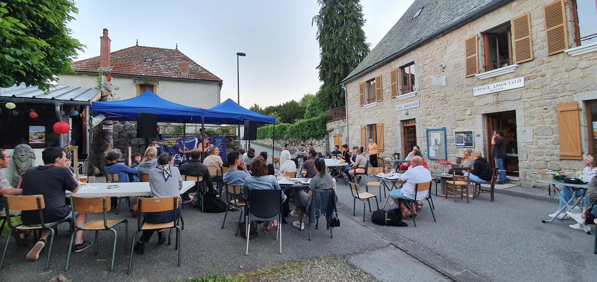 FLAYAT_Café de l'Espace (4)