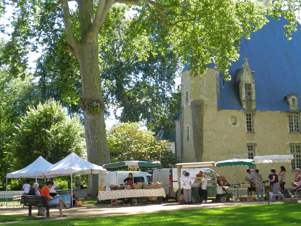 Marché bio à Vendôme