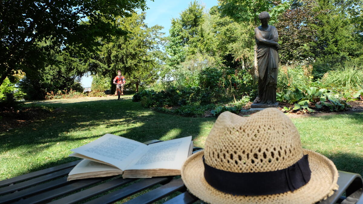 Pause lecture parc du château Vendôme