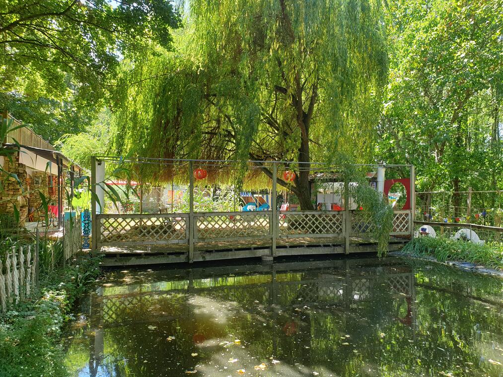 LE JARDIN DU VOYAGE S'OUVRE À LA POÉSIE