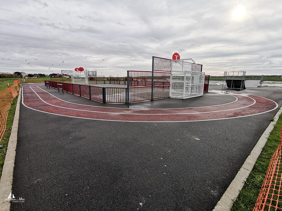 CITY STADE ET SKATE PARK-L'AIGUILLON-LA-PRESQU'ILE