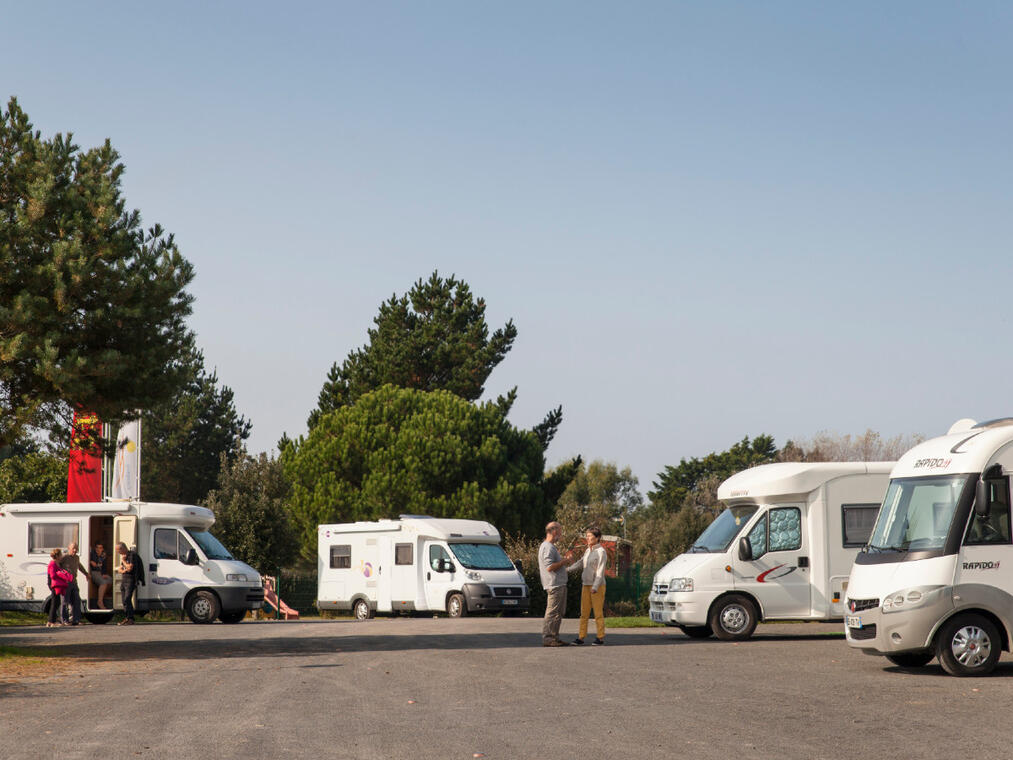 aire-camping-car-coudeville-sur-mer