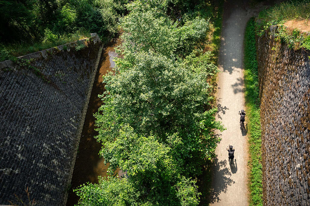 LAVAL Destination Gravel