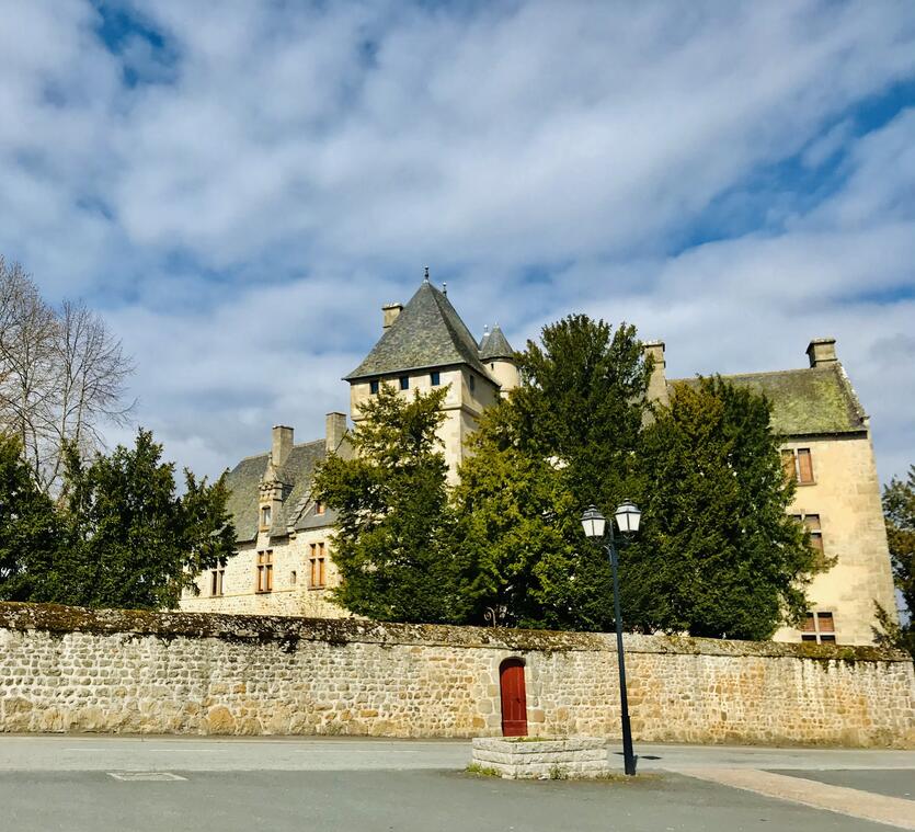 MAINSAT-CHATEAU-BOURG