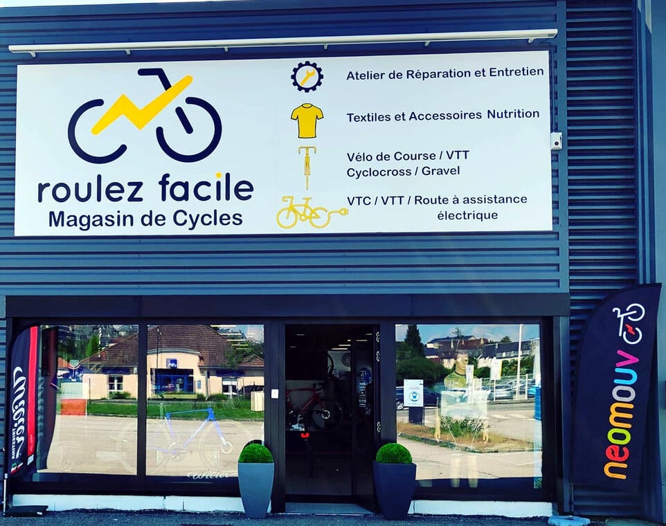 Façade du magasin de cycles et vélos Roulez Facile_1