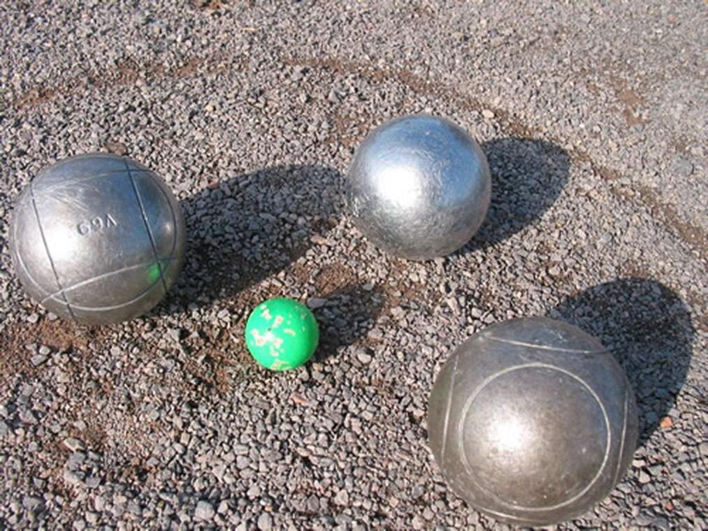 Concours de pétanque en doublette_1