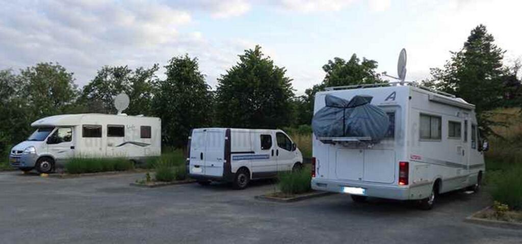 Aire d'accueil Camping-Cars_1