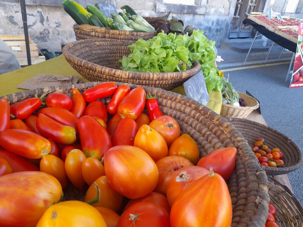 AUZANCES_Marché_ Ete 2022_Tournée 40 ans France Bleu Creuse_ (15)