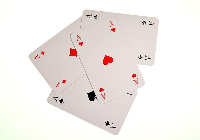 playing-cards-3222608_640