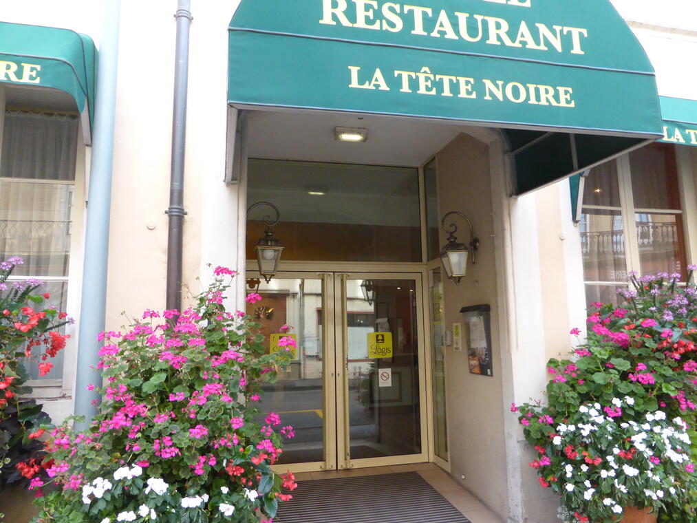 0-facade-3