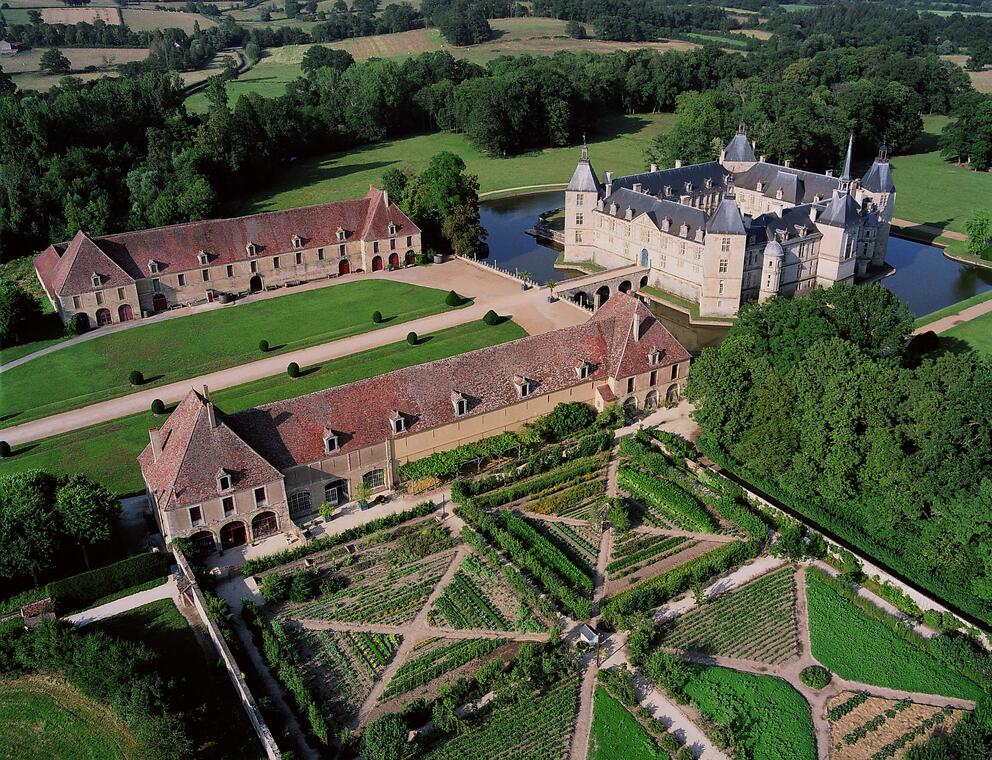 Vue aérienne du Domaine du Château de Sully