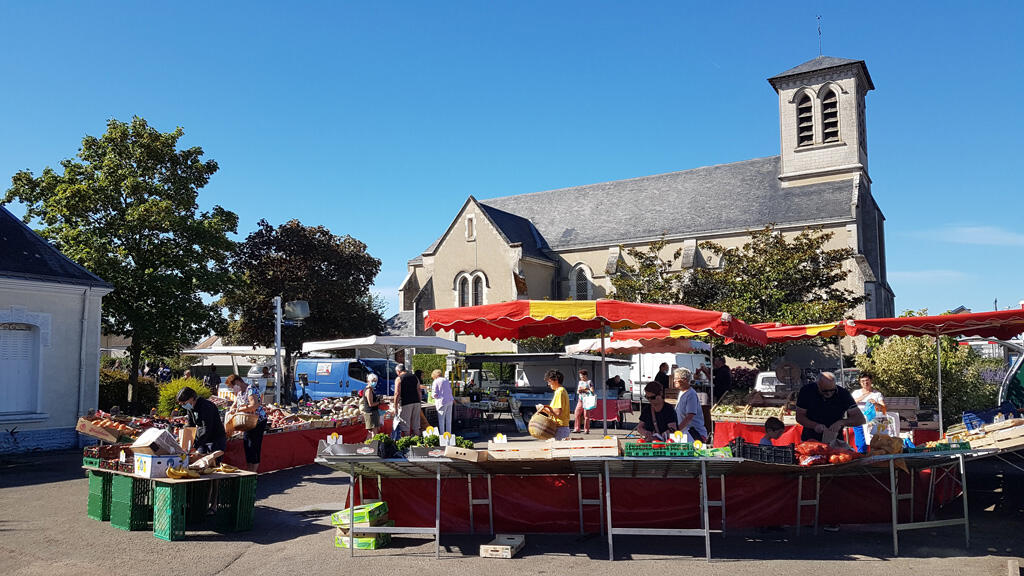 Guécélard-Marché-web