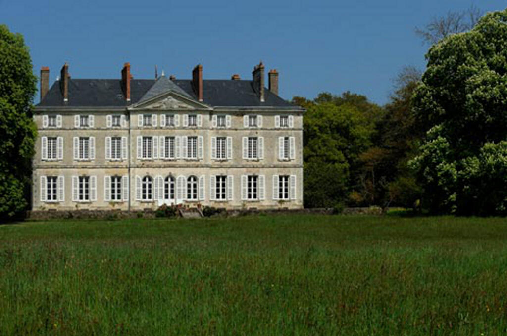 chateau-de-la-roche-noyant-la-gravoyère-49-pcu