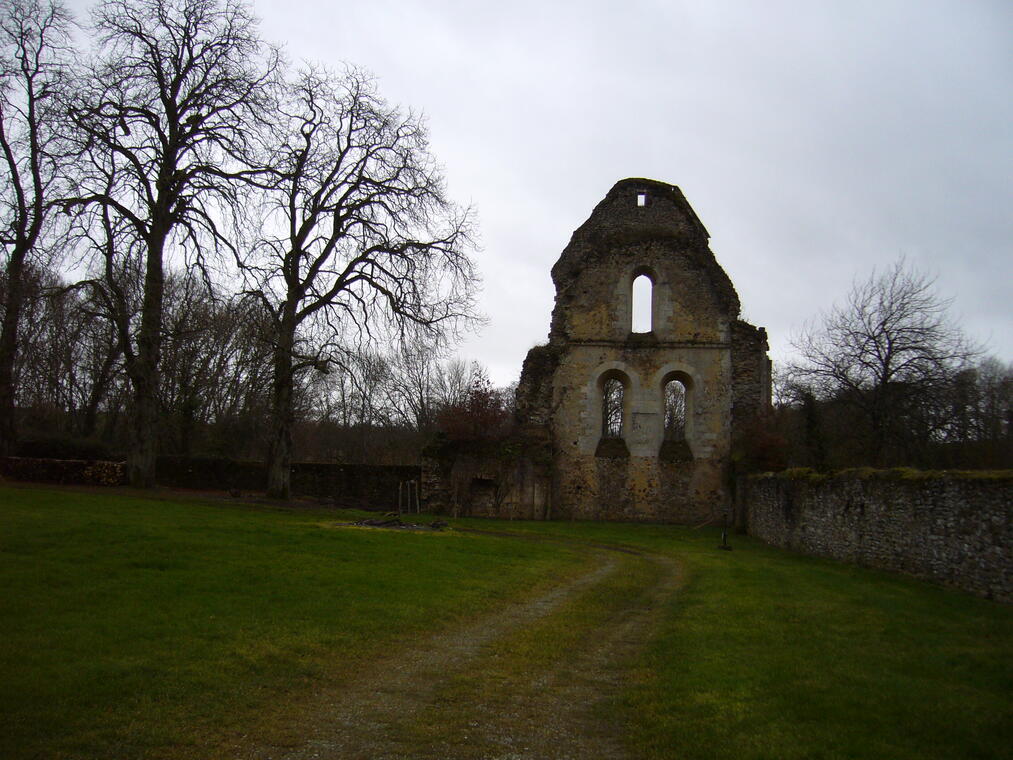 mur abbaye de Perseigne