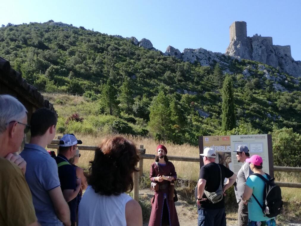 VISITE QUERIBUS