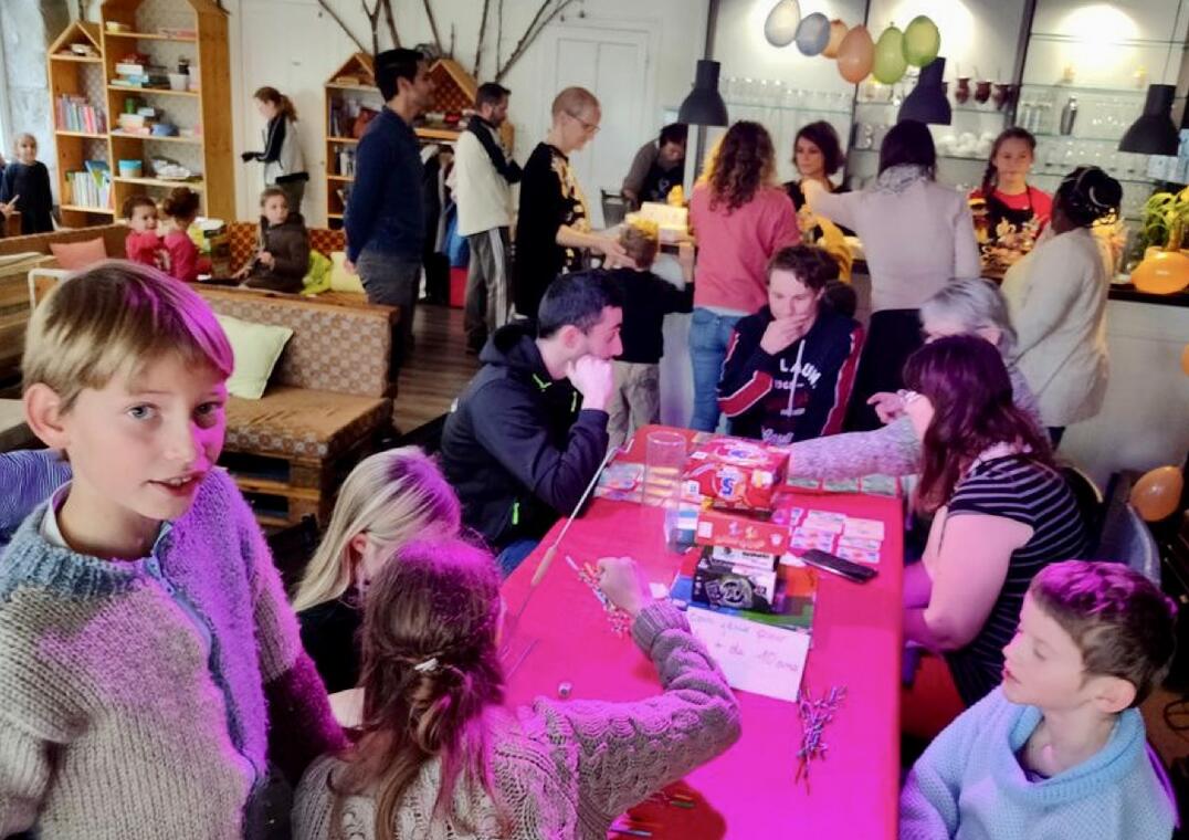 Jeux familles Café des artistes