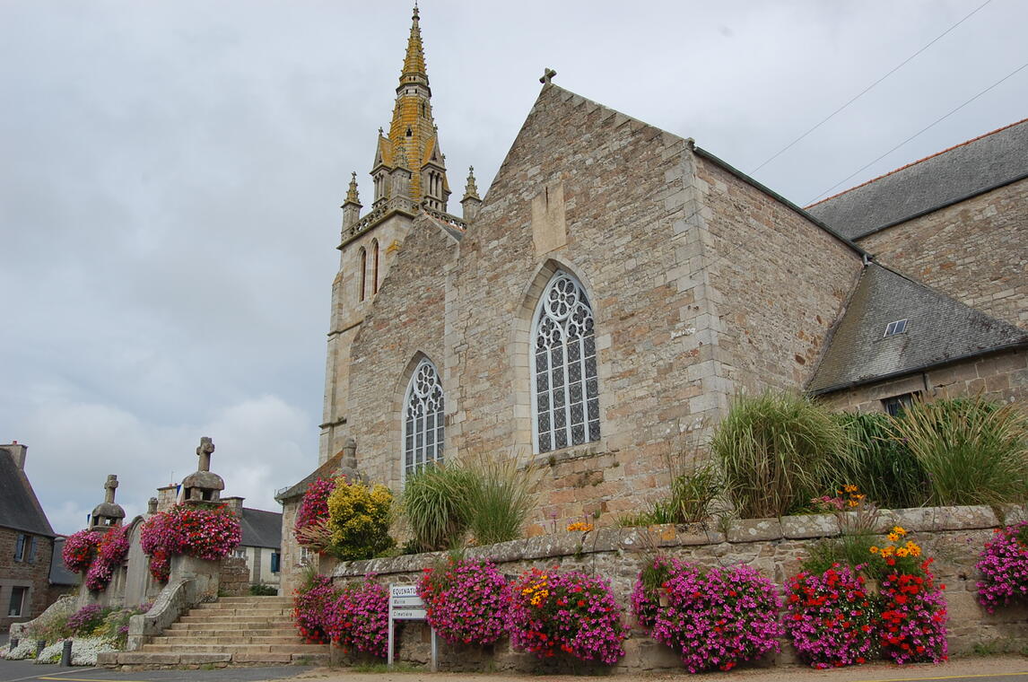 Eglise_Saint-Pierre_Pleumeur-Bodou