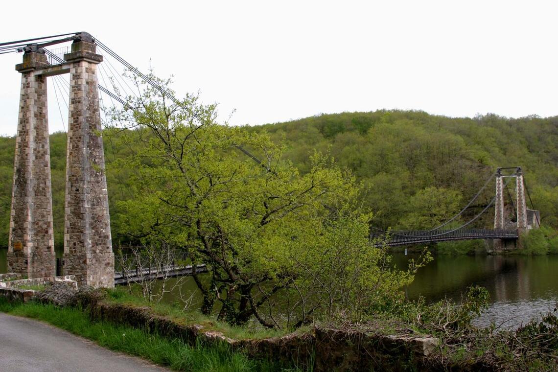 Méandre de la Tarde et pont supendu_1