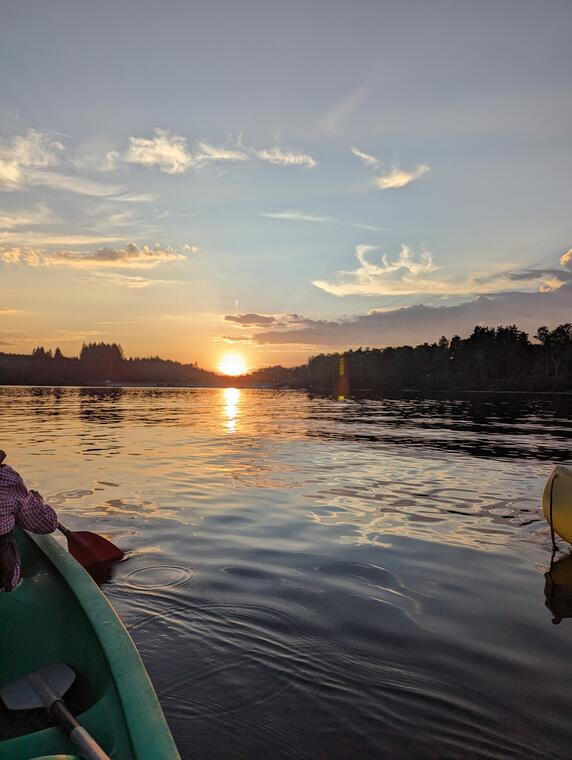 Canoë coucher de soleil